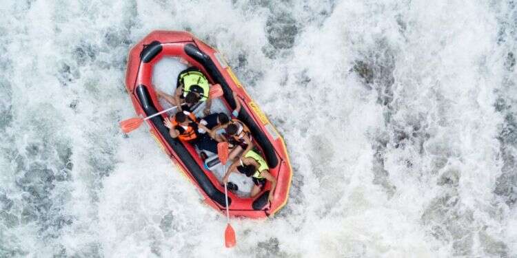 קייקים בנהר הירדן. צילום: אנצ׳ו גוש-ג׳יני 
 צילום: אנצ׳ו גוש-ג׳יני