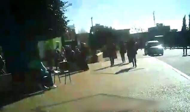 מתוך סרטון המעצר באוניברסיטת ביר זית. צילום: דוברות המשטרה צילום: דוברות המשטרה