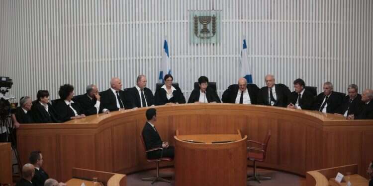 שופטי בית המשפט העליון. צילום: אורן בן חקון צילום: אורן בן חקון