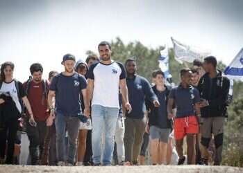 צילום: אנצ'ו ג'וש, ג'יני