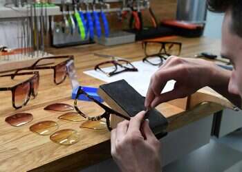 זמן מסך: מספר הסובלים מקוצר ראייה הוכפל