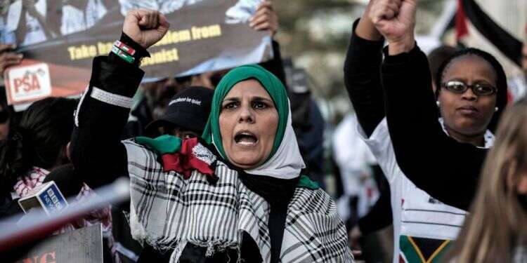 הפגנות נגד ישראל בדרום אפריקה. צילום: AFP צילום: AFP