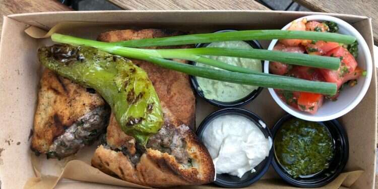 עראיס. צילום: חן קורן צילום: חן קורן