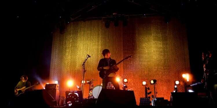 להקת "ארקטיק מאנקיז". צילום: EPA