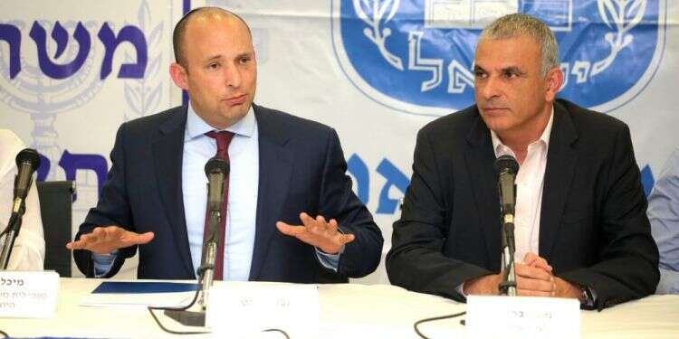 משה כחלון ונפתלי בנט. צילום: אבישג שאר ישוב צילום: אבישג שאר ישוב