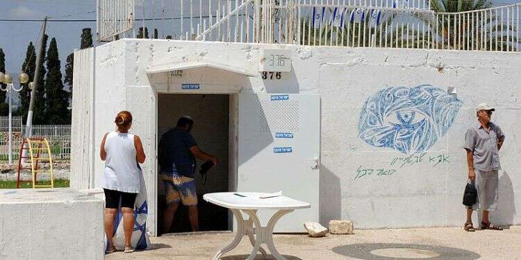 מקלט בצפון. צילום: משה מילנר, לע''מ צילום: משה מילנר, לע''מ