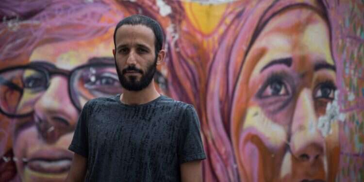 אומנות החיבור: המורה למחול של בחורי ישיבה ותלמידות ערביות מירושלים