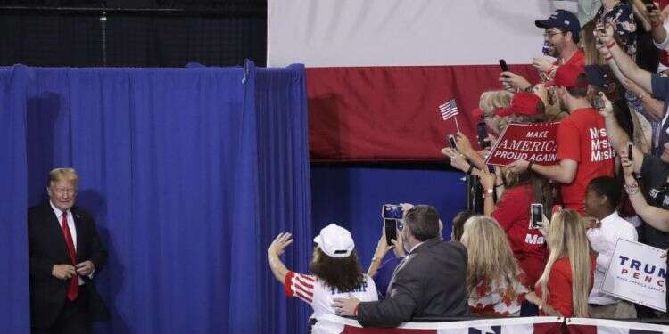 טראמפ בעצרת הבחירות בנאשוויל. צילום: גטי אימג'ס צילום: גטי אימג'ס