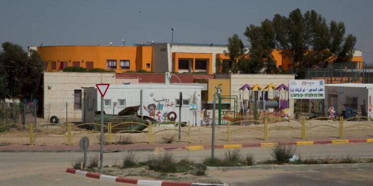 אשכול גנים חדש ביישוב אבו-קרינאת