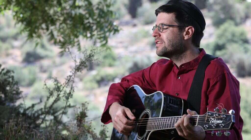 נבות בן ברק. צילום: מרים צחי צילום: מרים צחי