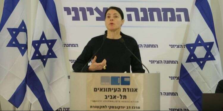 טוענת שווא: מרב מיכאלי ממשיכה להגזים