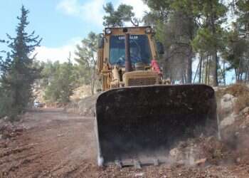 המנהל האזרחי סולל שבילי גישה ליער "אוכף המוכתר" בגוש עציון