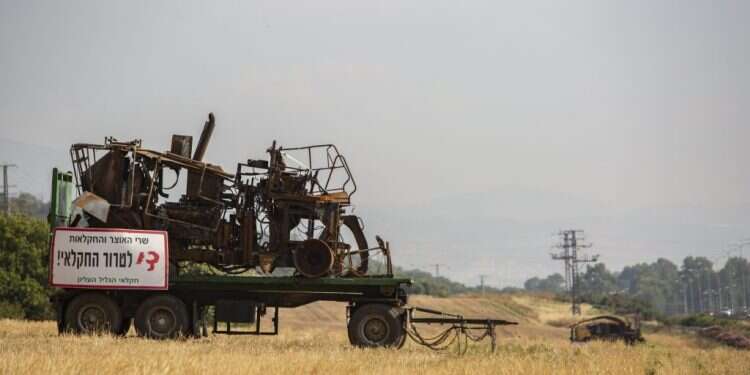 מחאה נגד טרור חקלאי בקיבוץ דן. צילום: מאור קינסבורסקי צילום: מאור קינסבורסקי