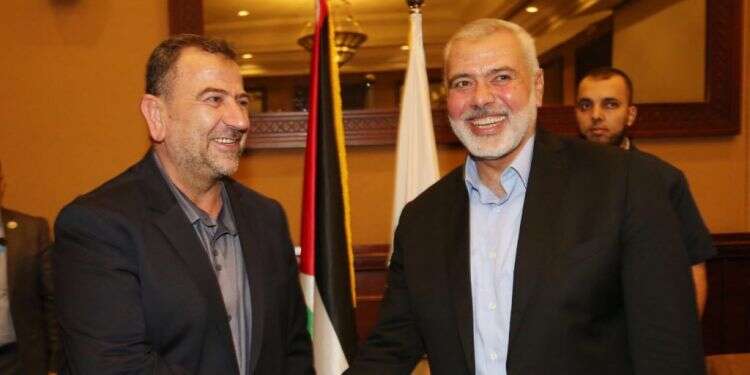 איסמעיל הנייה ואל-ערורי בעזה. צילום: EPA צילום: EPA