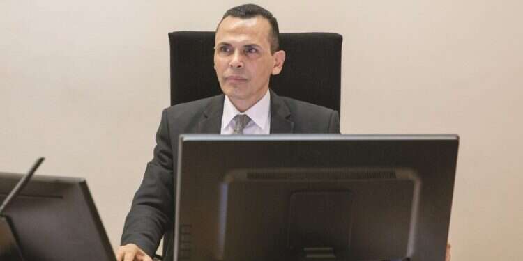 השופט פלאח. צילום: מישל דוט קום צילום: מישל דוט קום