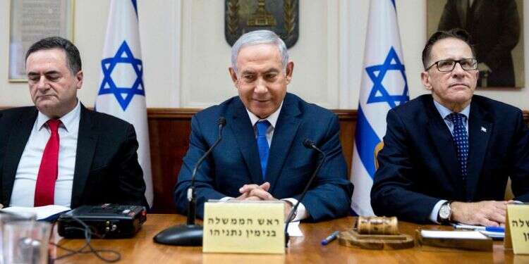 בנימין נתניהו בישיבת הממשלה. צילום: AFP צילום: AFP