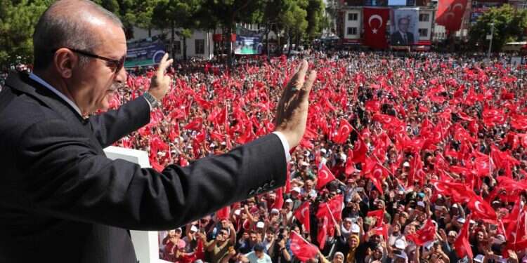 הנשיא ארדואן בנאומו נגד ארה "מלחמה כלכלית": טראמפ וארדואן על מסלול התנגשות
