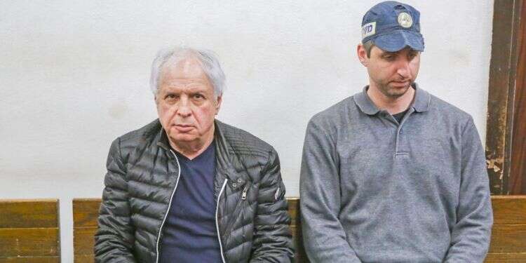 העליון: המשטרה החרימה לאלוביץ' חפצים – בניגוד לחוק