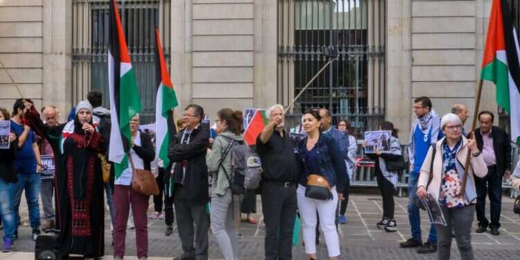 הפגנת BDS בברצלונה, 2018. צילום: שאטרסטוק צילום: שאטרסטוק