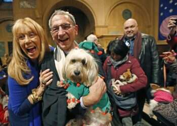 כל אחד והכיפור שלו: כשאת החזן מחליפה להקת גוספל