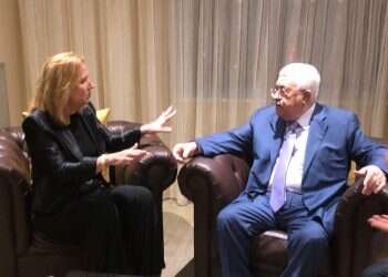 חותרים למרדף: בשמאל מנסים להחיות את אבו מאזן