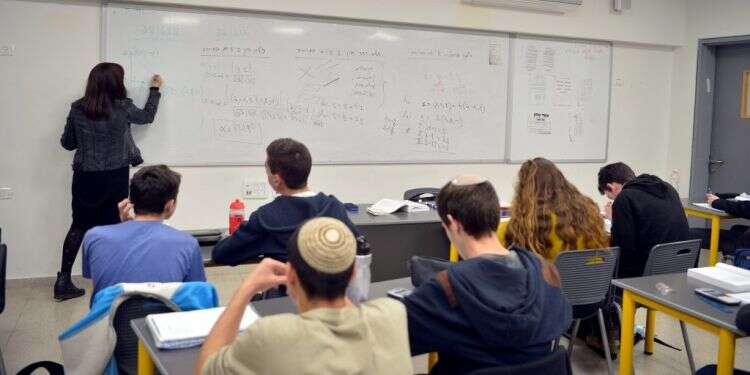 אילוסטרציה, למצולמים אין קשר לכתבה. צילום ארכיון: יוסי זליגר צילום ארכיון: יוסי זליגר