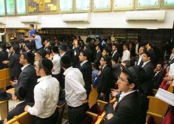 על ידי ניגונים: הצמד ששולט בתעשיית המוזיקה החסידית