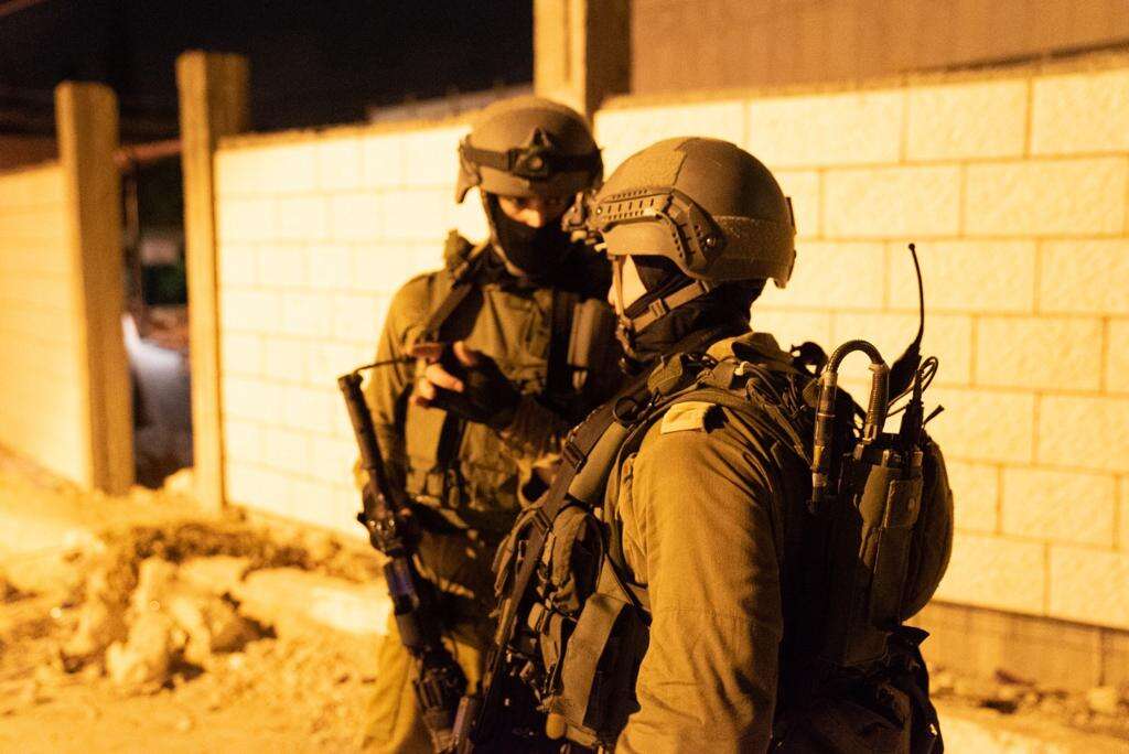 המרדף אחר המחבל שביצע את הפיגוע בברקן. צילום: דו צילום: דו"צ