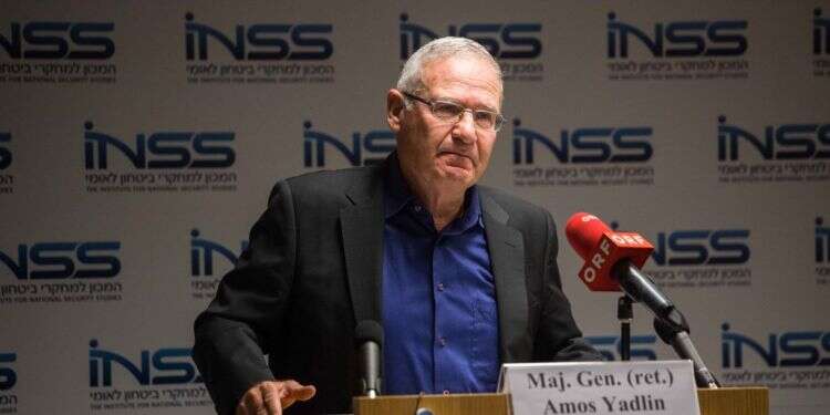 עמוס ידלין. צילום: אבישג שאר-ישוב עמוס ידלין. צילום: אבישג שאר-ישוב