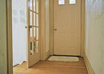 תתחדשו: דלתות פנים מעוצבות