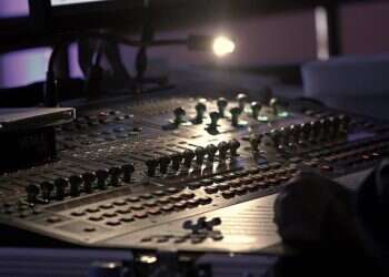 מערכות הגברה חכמות לאירועים