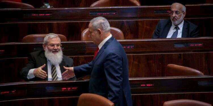 בנימין נתניהו ואלי בן דהן. צילום: אורן בן חקון צילום: אורן בן חקון