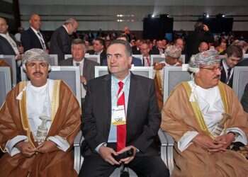 שר התחבורה ישראל כ''ץ בעומאן. צילום: AFP צילום: AFP