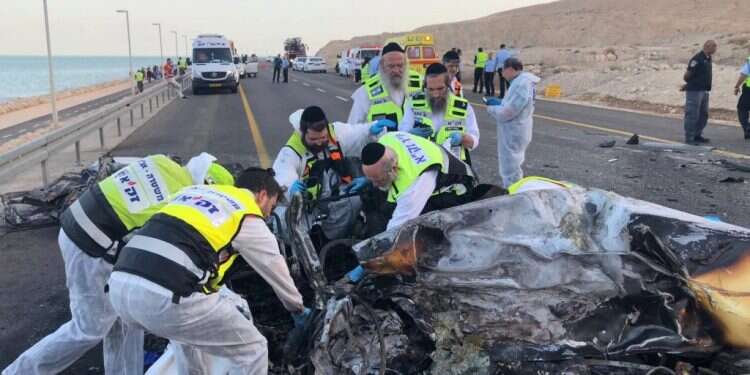 מתנדבי זק צילום: נתי שפירא, זק"א