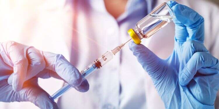 חיסון, אילוסטרציה. צילום: שאטרסטוק צילום: שאטרסטוק