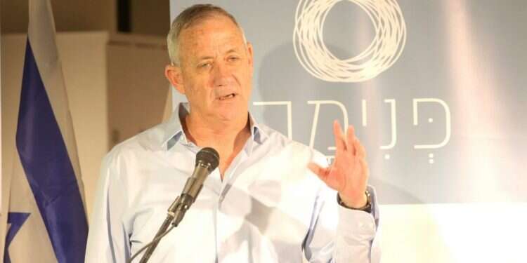 בני גנץ.  צילום: אבישג שאר ישוב