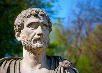 הבית השלישי כבר נבנה וחרב