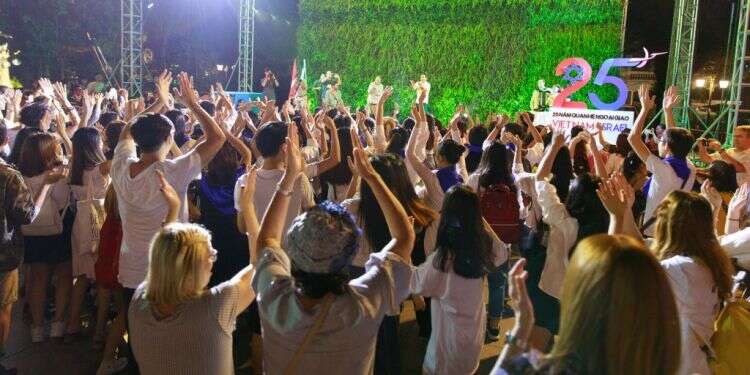 חניכת צילום: שגרירות ישראל בווייטנאם