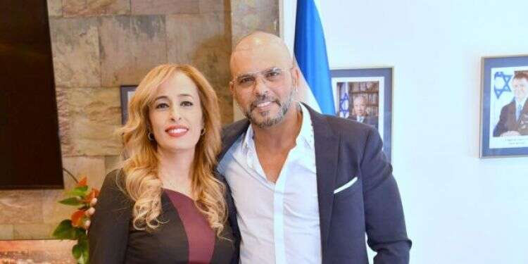 אייל גולן ונאווה בוקר, בטקס השבוע בכנסת. צילום: אבירם רז צילום: אבירם רז