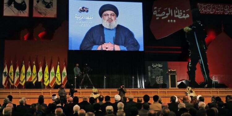 נסראללה נושא נאום טלוויזיוני באירוע פוליטי בלבנון. צילום: AFP צילום: AFP