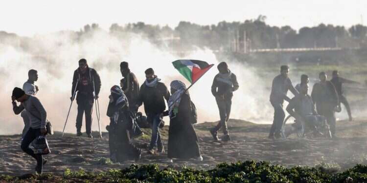 התפרעויות על הגדר ברצועה. צילום: AFP צילום: AFP