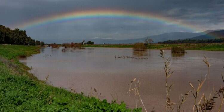 קשת בענן בצפון. צילום: אייל מרגולין ג'יני צילום: אייל מרגולין ג'יני