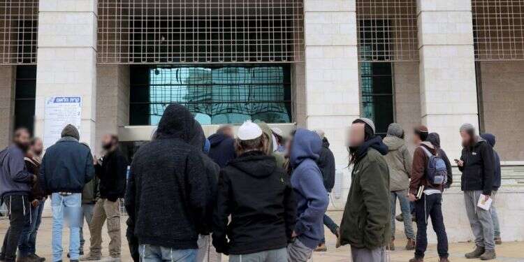 הפגנת תמיכה בעצורים מישיבת  צילום: גדעון מרקוביץ