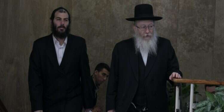 ליצמן ומקורבו מוטי בבצ'יק. צילום: אוהד צויגנברג צילום: אוהד צויגנברג