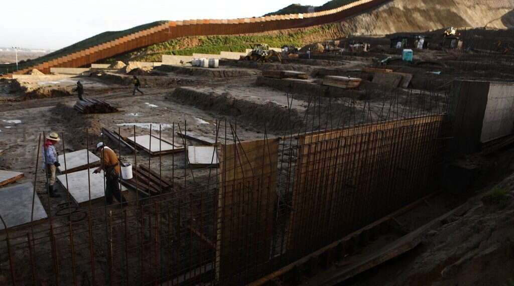 בניית החומה בין ארה צילום: גטי אימג'ס