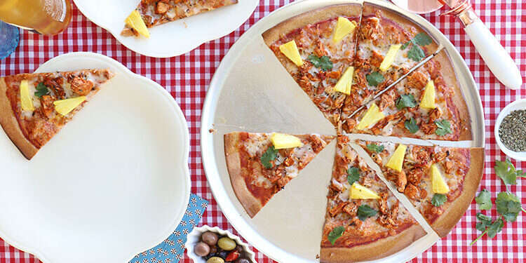 פיצה ג'ק פרוט ואננס. צילום: אפרת ליכטנשטט צילום: אפרת ליכטנשטט