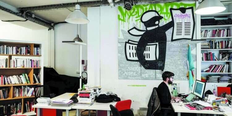 מערכת העיתון 'מדיהפארט' צילום: AFP צילום: AFP