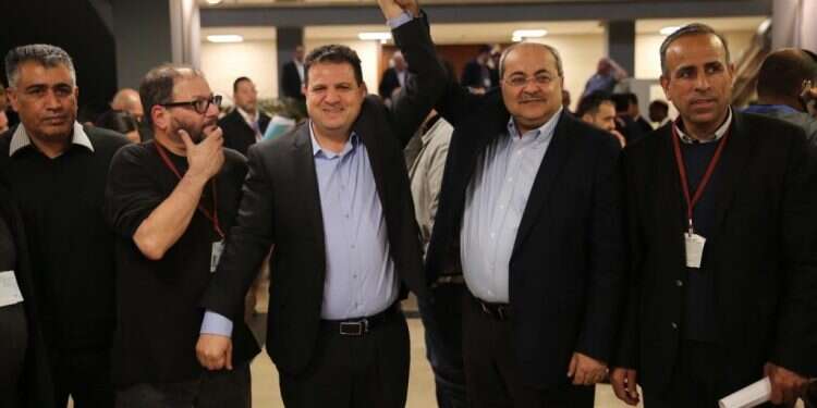 שני היו''רים טיבי ועודה. צילום: דוברות חד''ש צילום: דוברות חד''ש