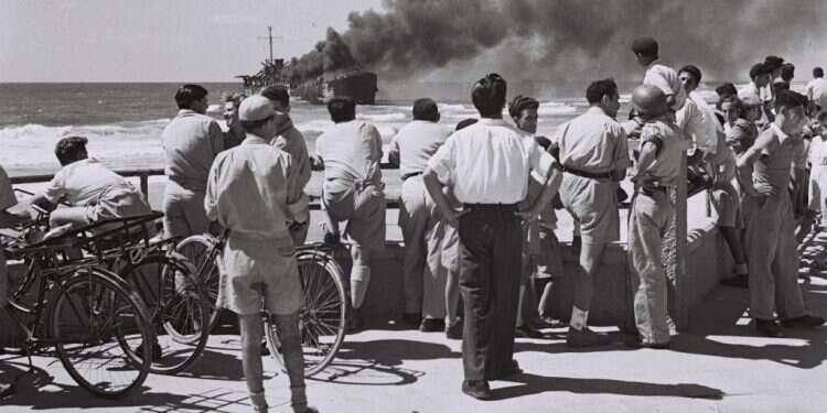 אלטלנה. צילום: לע "אמרתי לבגין, אתה קברניט של העם – לא של האלטלנה"