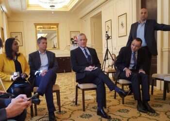 גנץ בוושינגטון: "אין סוד שרמטכ"ל ושר ביטחון לא אמורים להיות שותפים אליו"